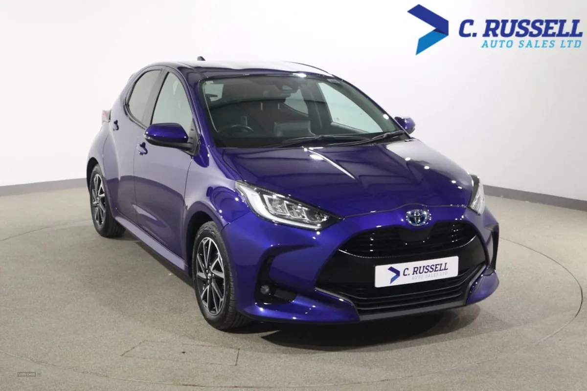 Toyota Yaris Hatchback - Image 3