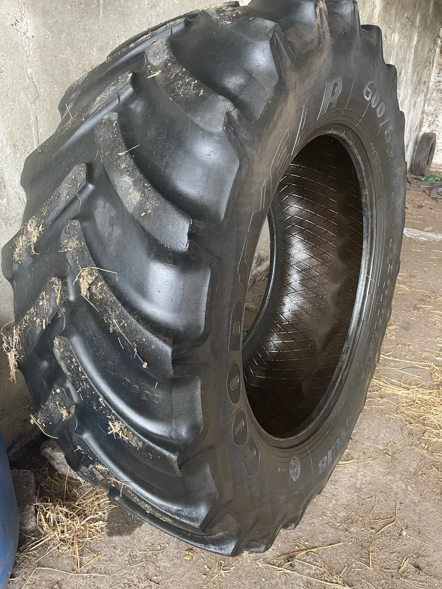 Tyres 600/65/38 - Image 2