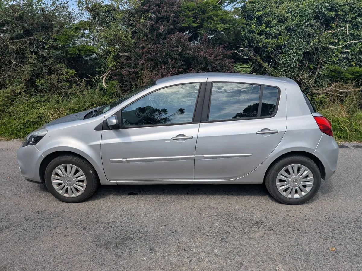 Renault Clio 2010 - Image 3