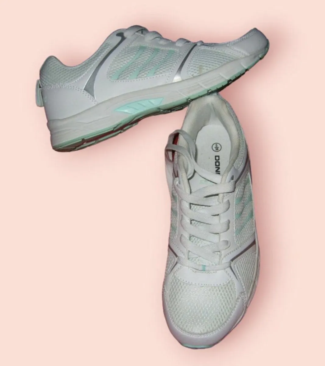 BNWT Donnay Trainers - Image 3