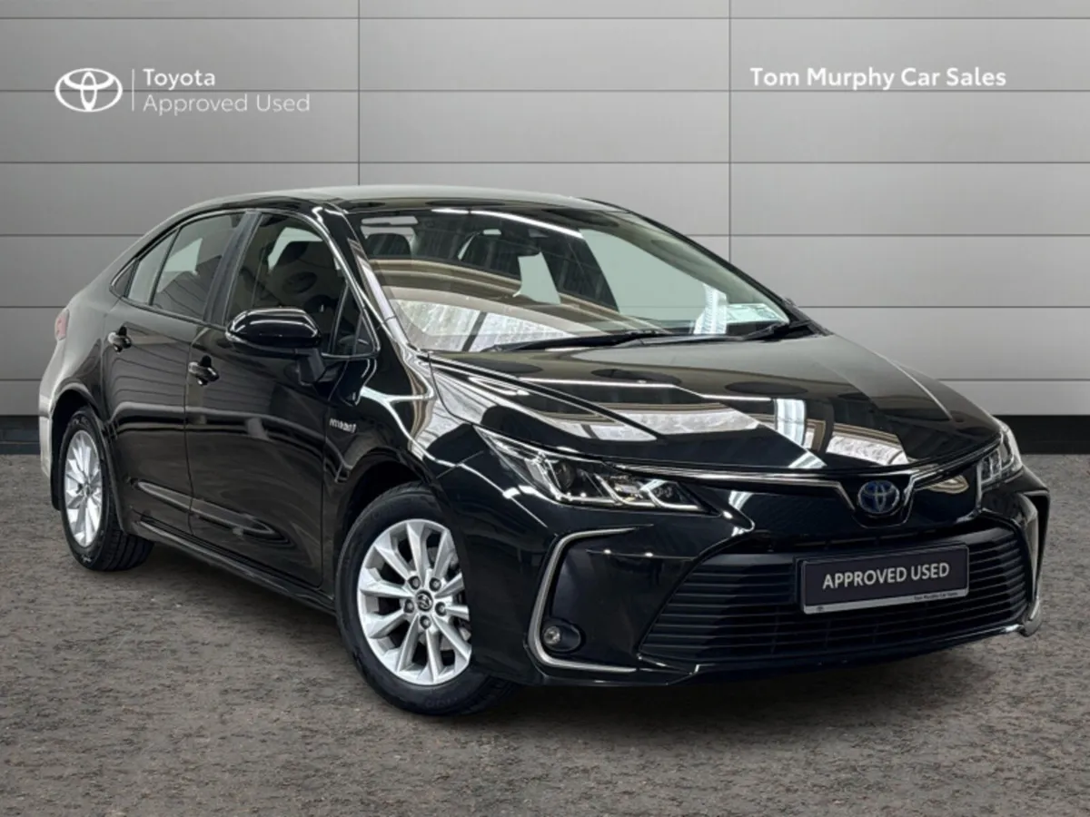 Toyota Corolla COROLLA HYBRID LUNA SAL - Image 1
