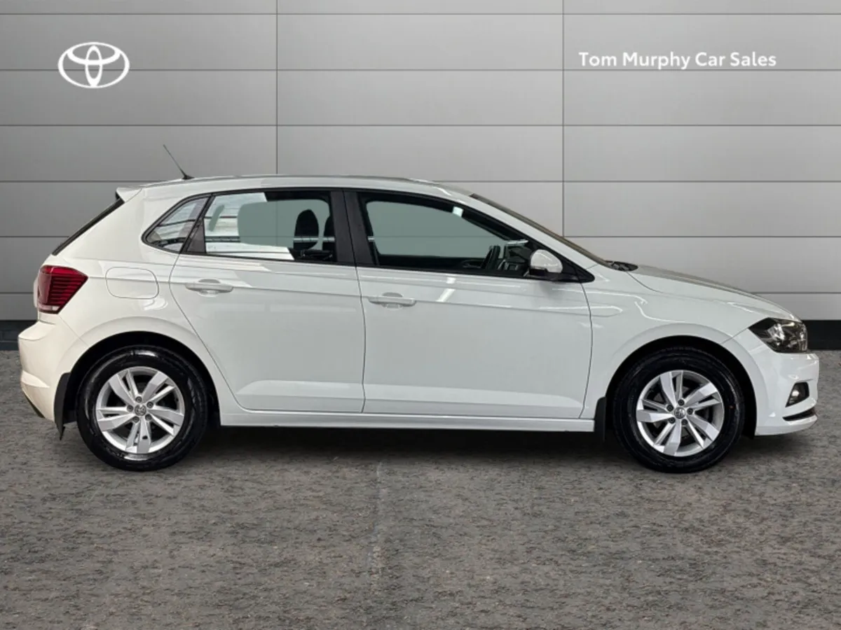 Volkswagen Polo TRENDLINE 1.0 MANUAL 5SPEED 65HP 5 - Image 3