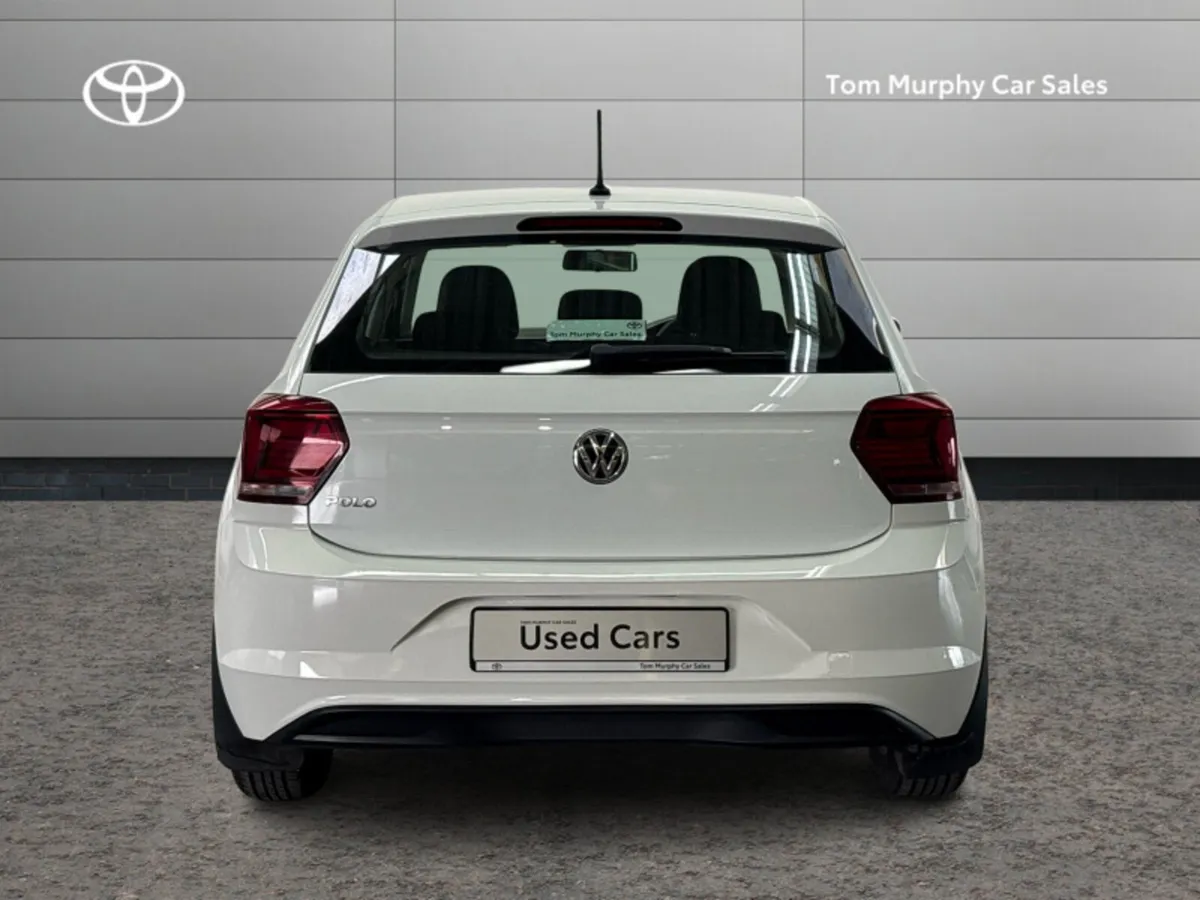 Volkswagen Polo TRENDLINE 1.0 MANUAL 5SPEED 65HP 5 - Image 4