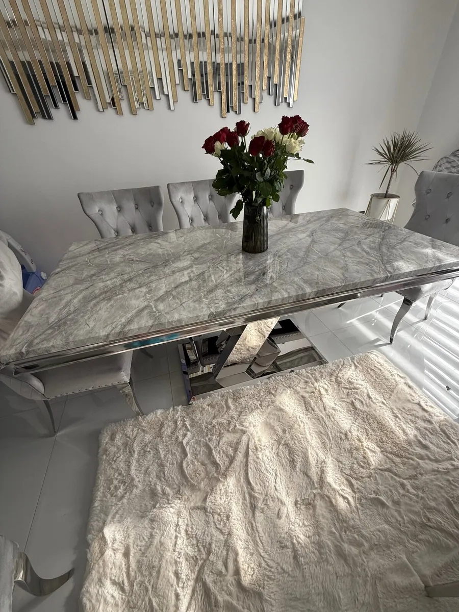 Dinning Table - Image 2