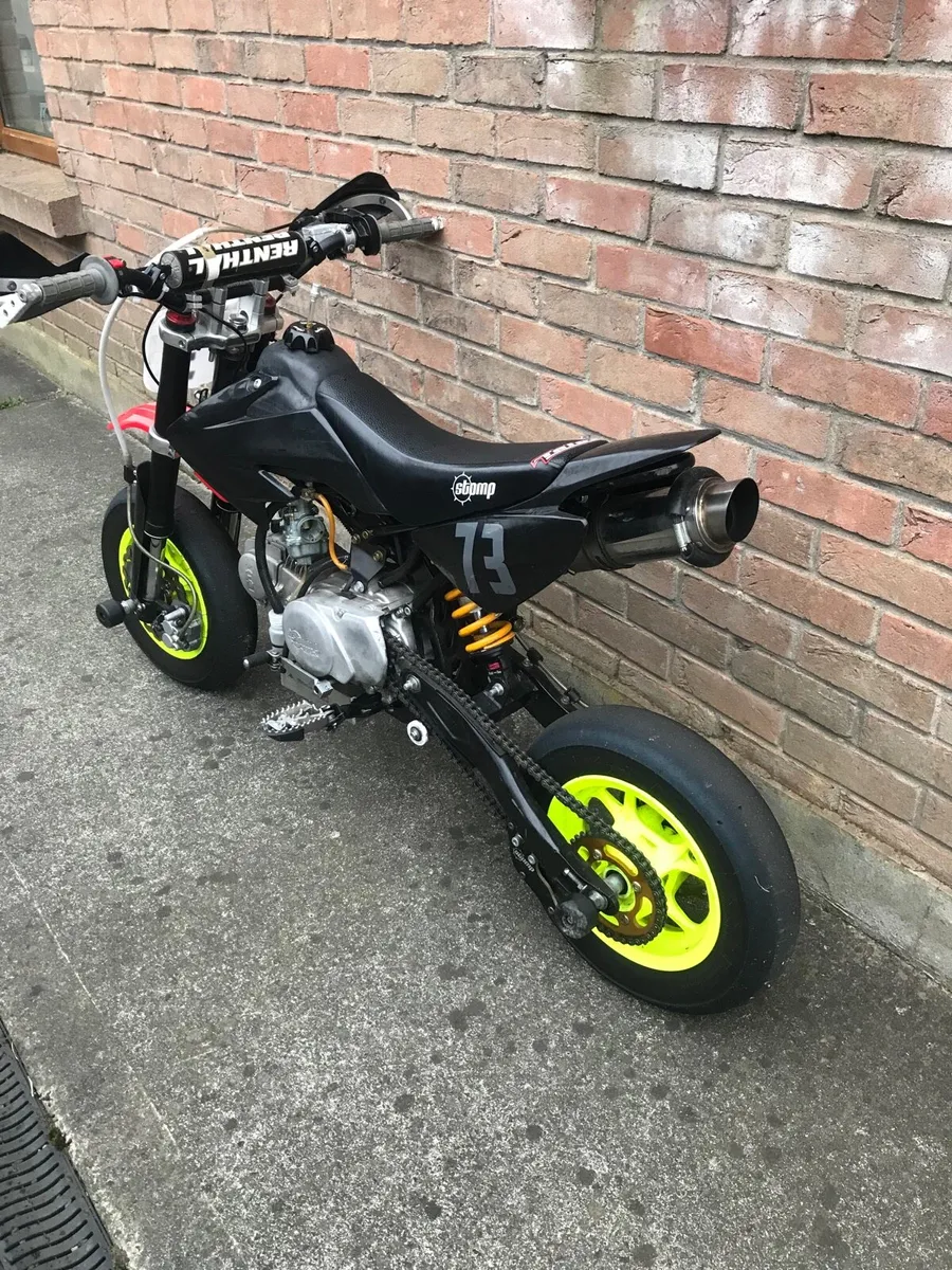 Motorcycle - Image 3