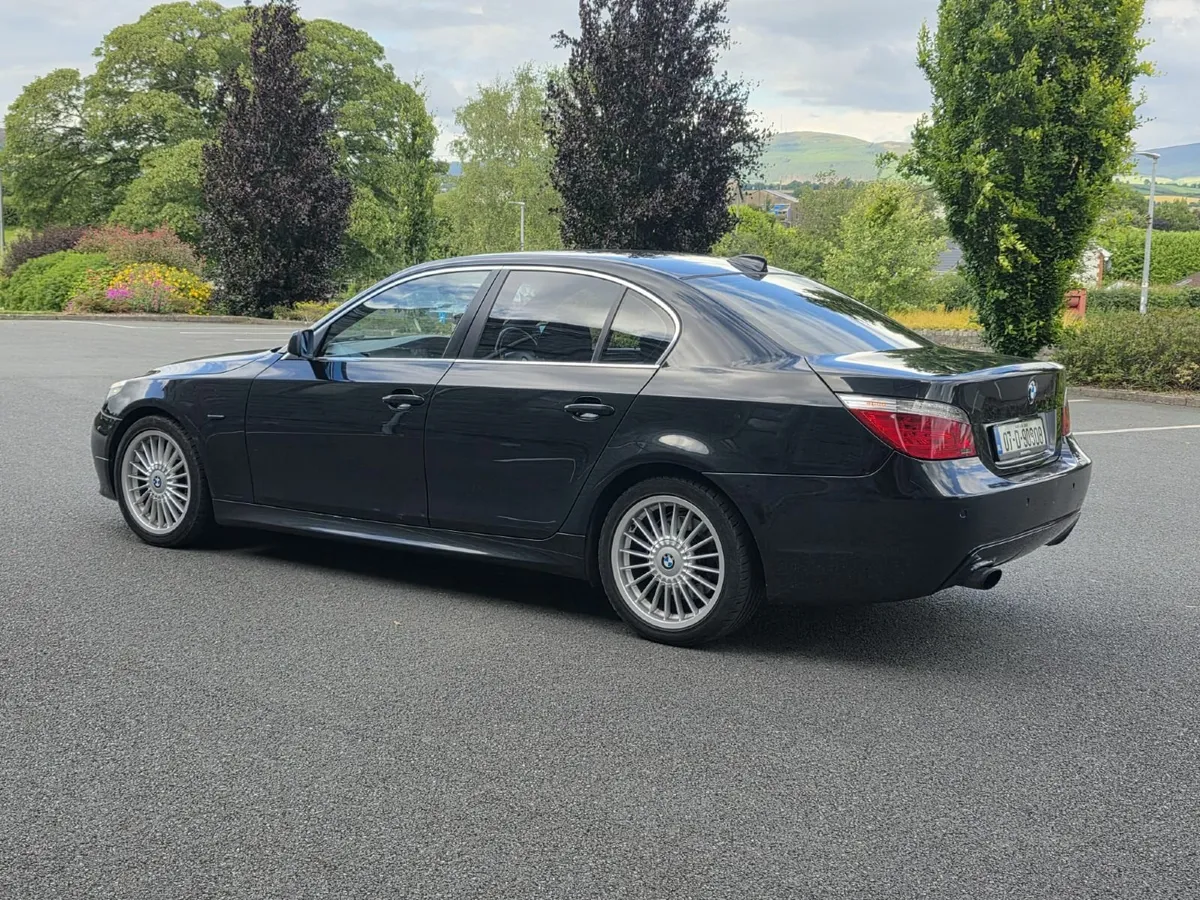 BMW 5-Series 2007 - Image 4
