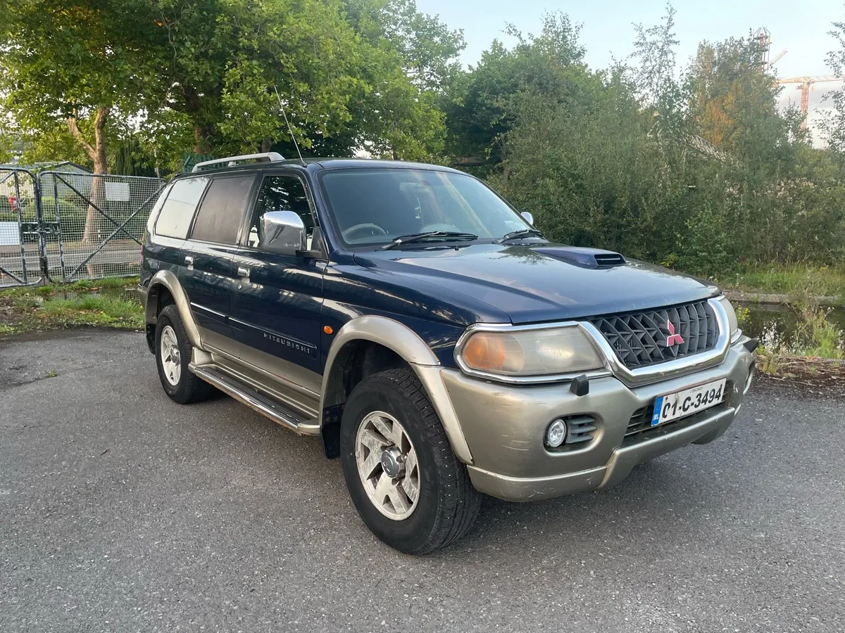 Mitsubishi pajero sport (Doe and tax) - Image 2