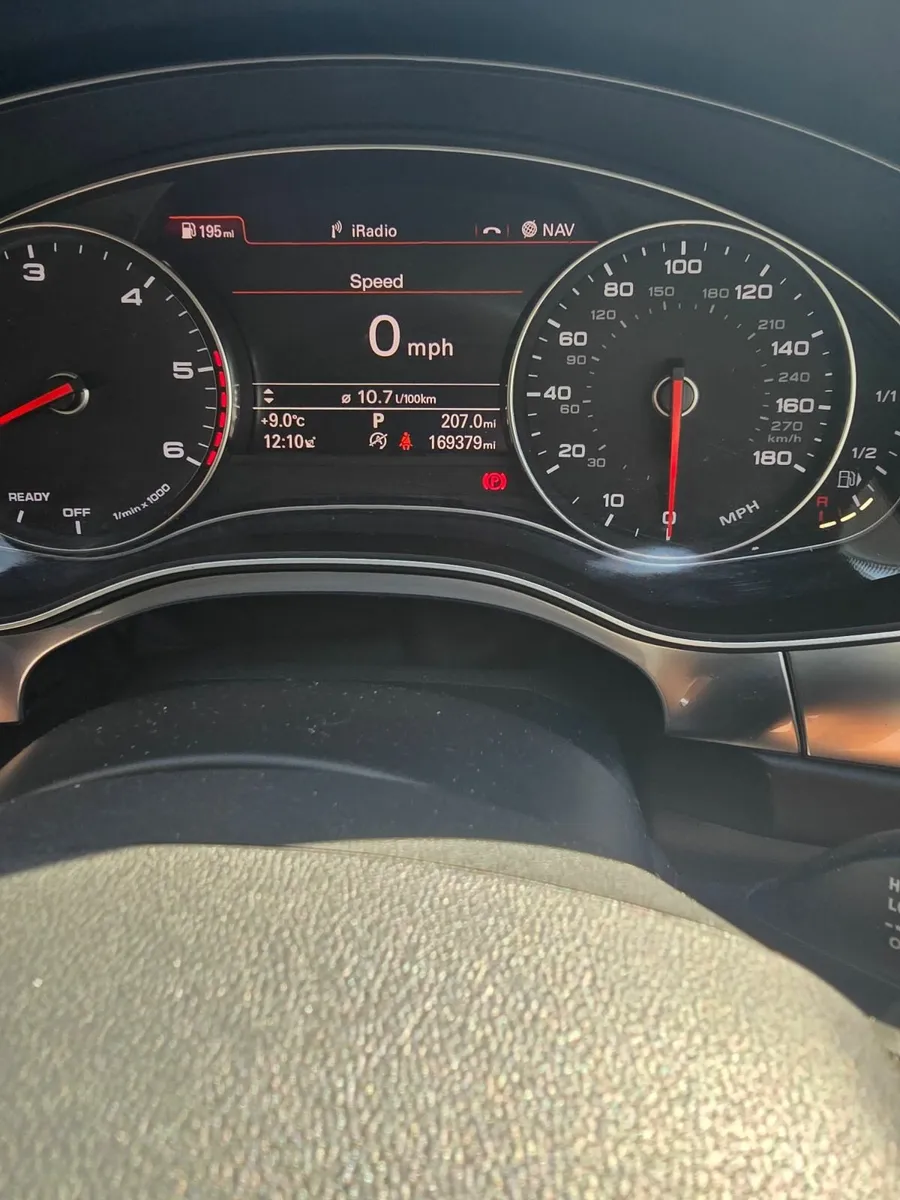 Audi A6 2016 - Image 2