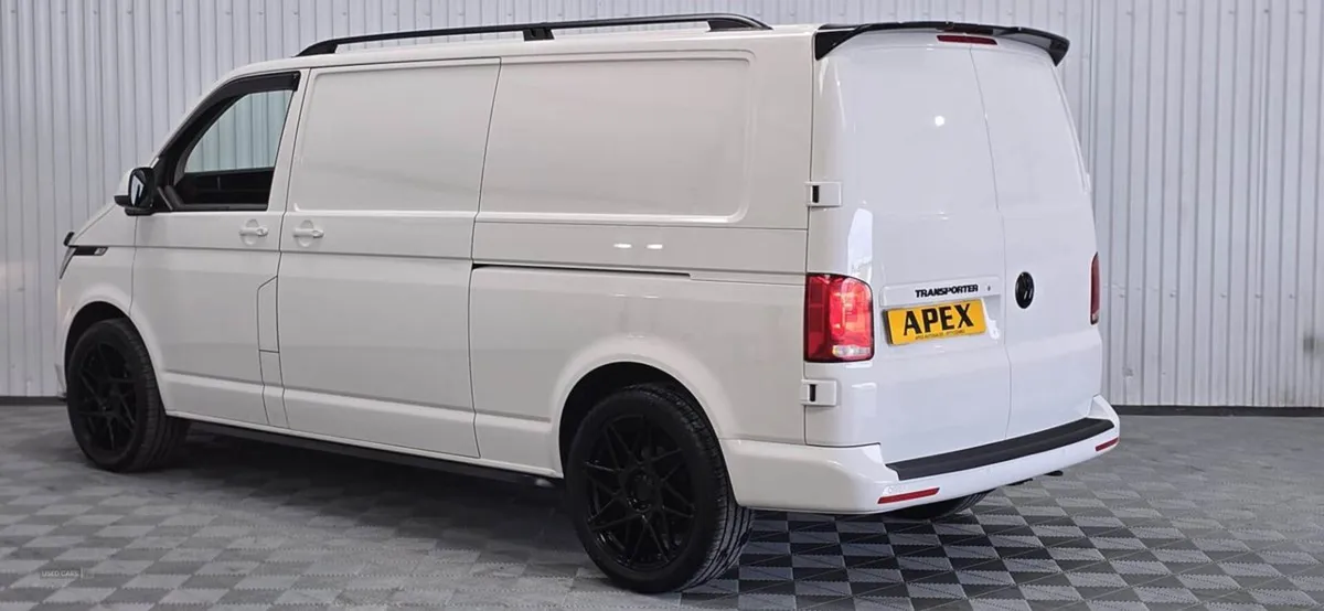 Volkswagen Transporter T30 LWB Diesel - Image 3