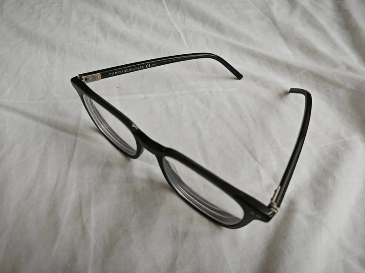 Tommy Hilfiger Glasses Frame - Image 3
