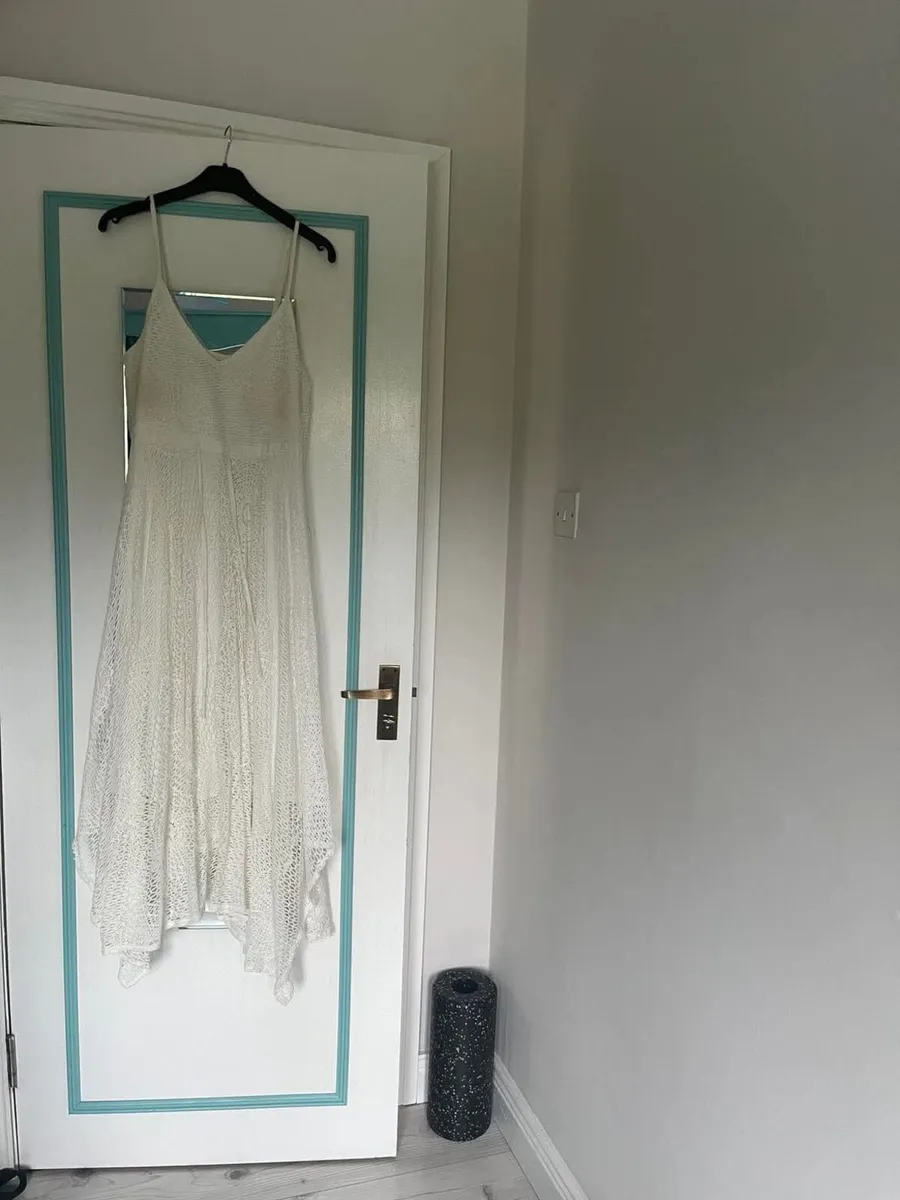 Womens clothes - Image 1