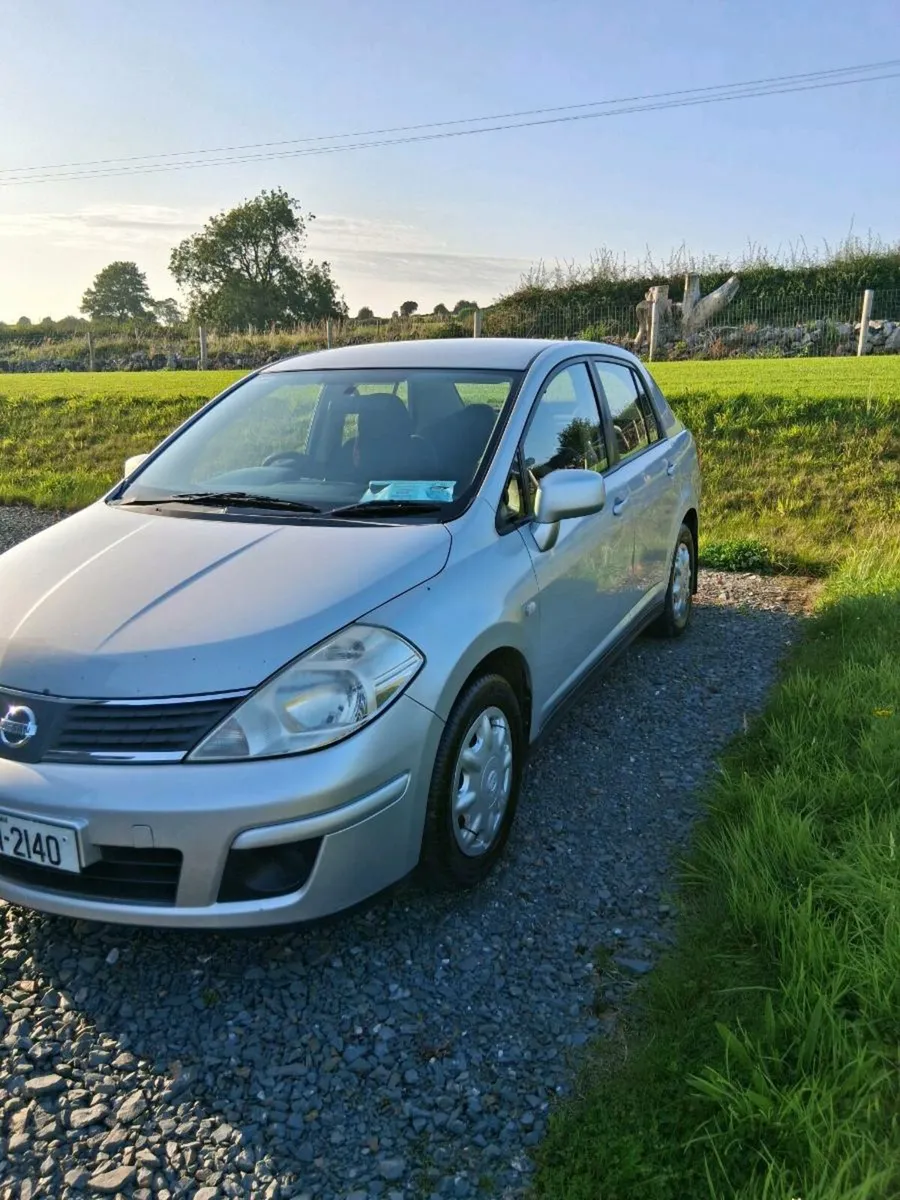 Nissan tida - Image 1