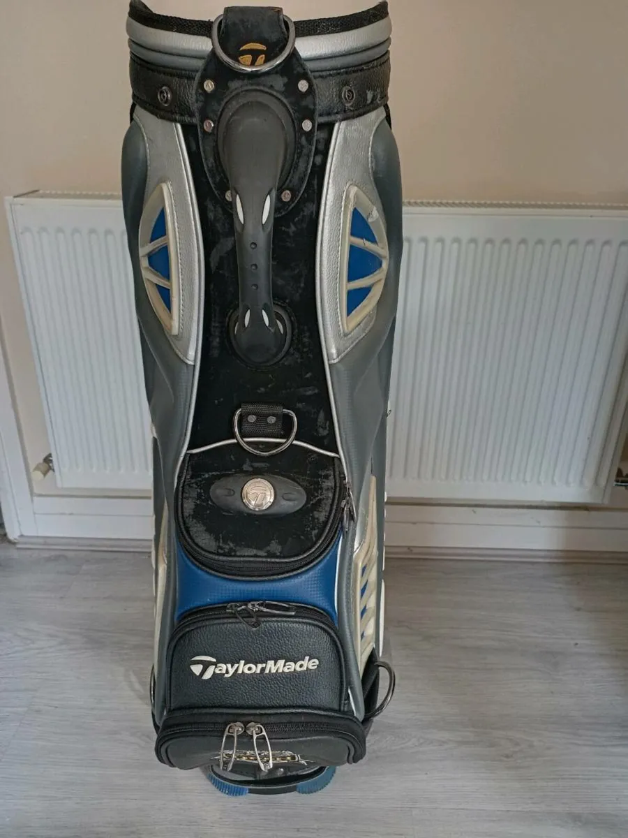 Taylormade Golf bag. - Image 3
