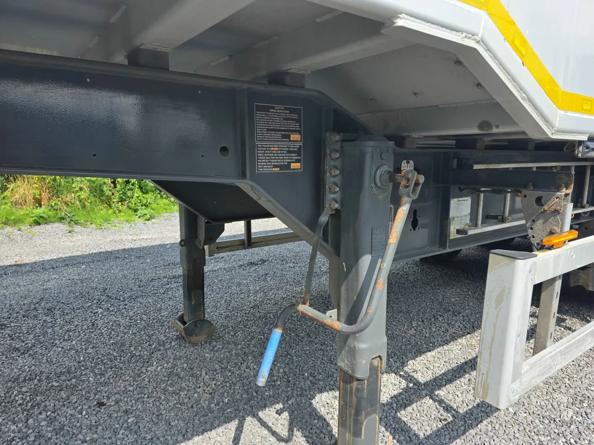 2018 Wilcox Plankside Tipping Trailer - Image 4