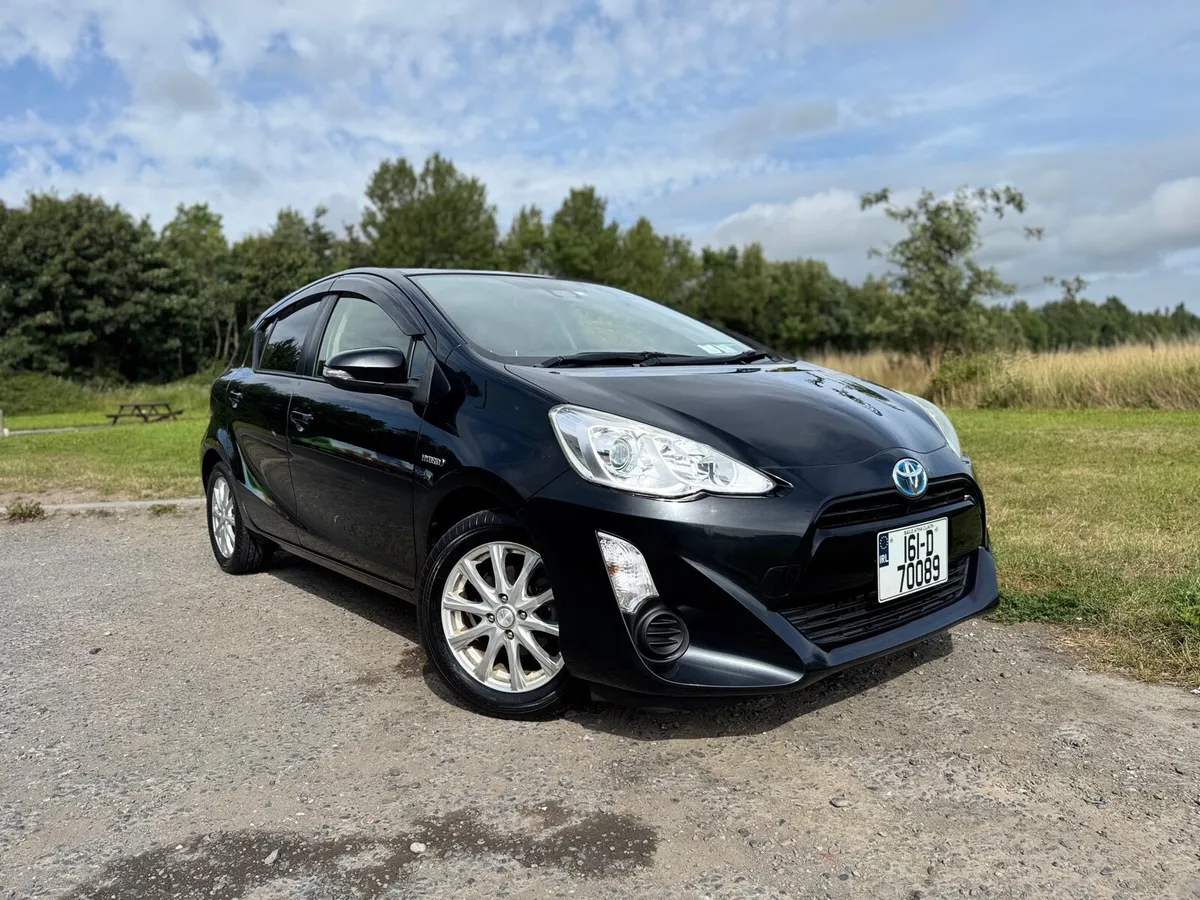 2016 TOYOTA AQUA. LOW MILEAGE. 2 YEAR NCT. AUTO1.5 - Image 3
