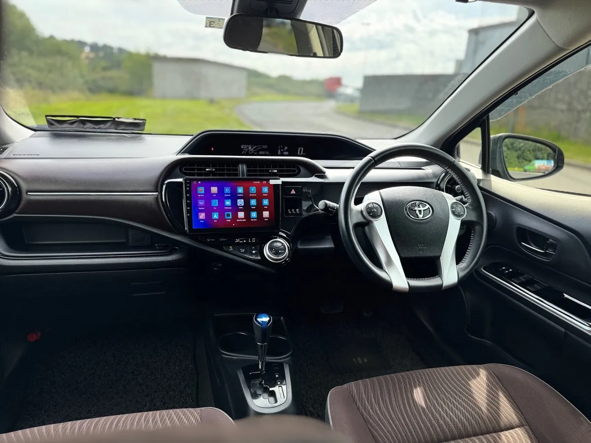 2016 TOYOTA AQUA. LOW MILEAGE. 2 YEAR NCT. AUTO1.5 - Image 4