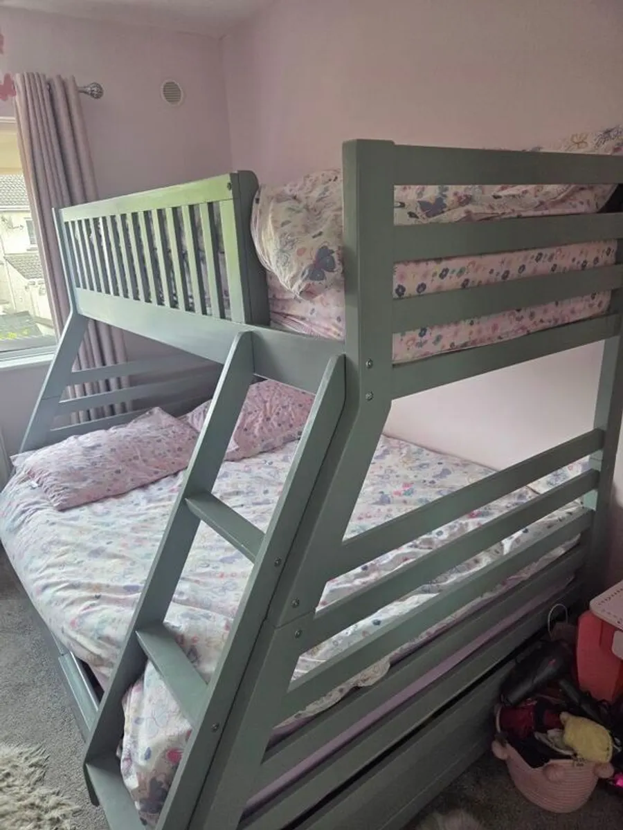 bunk beds - Image 2