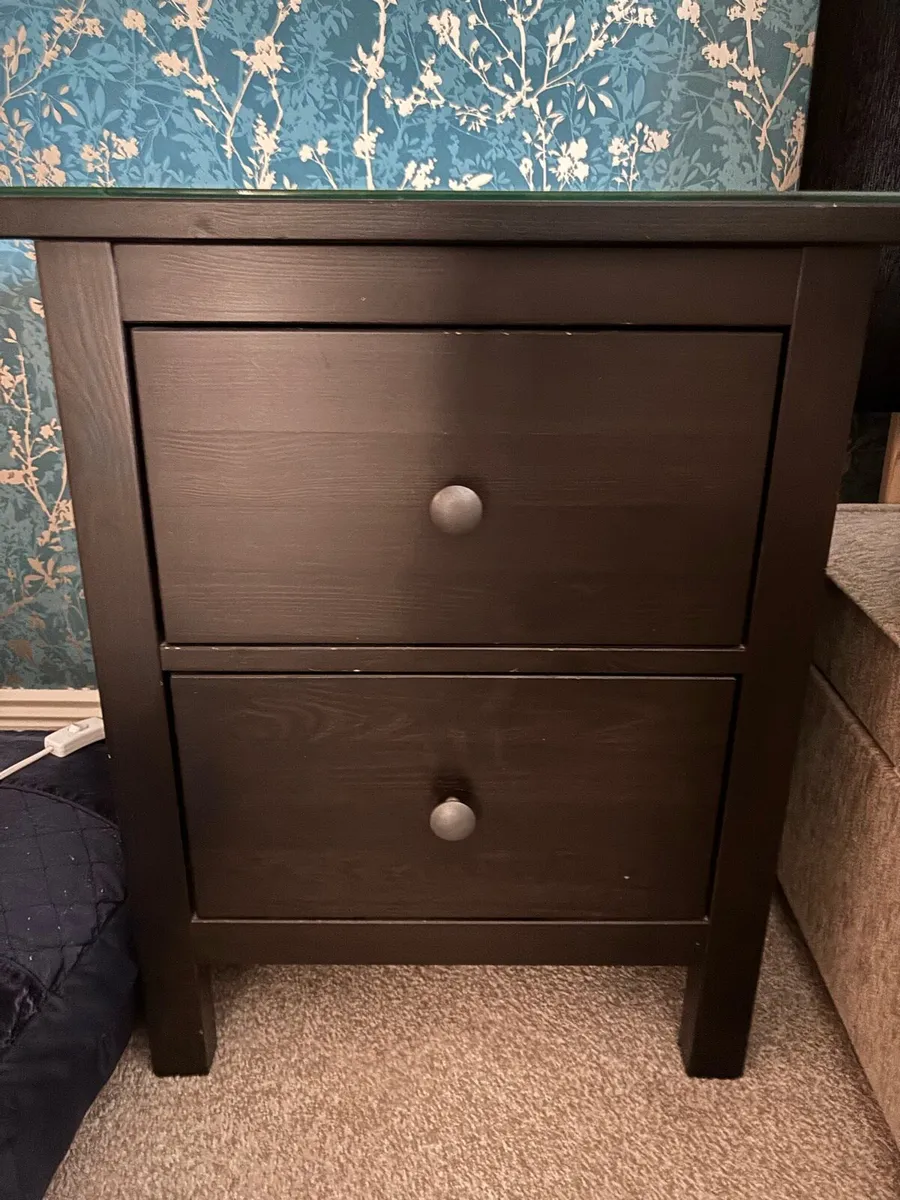 Bedroom furniture - Image 2