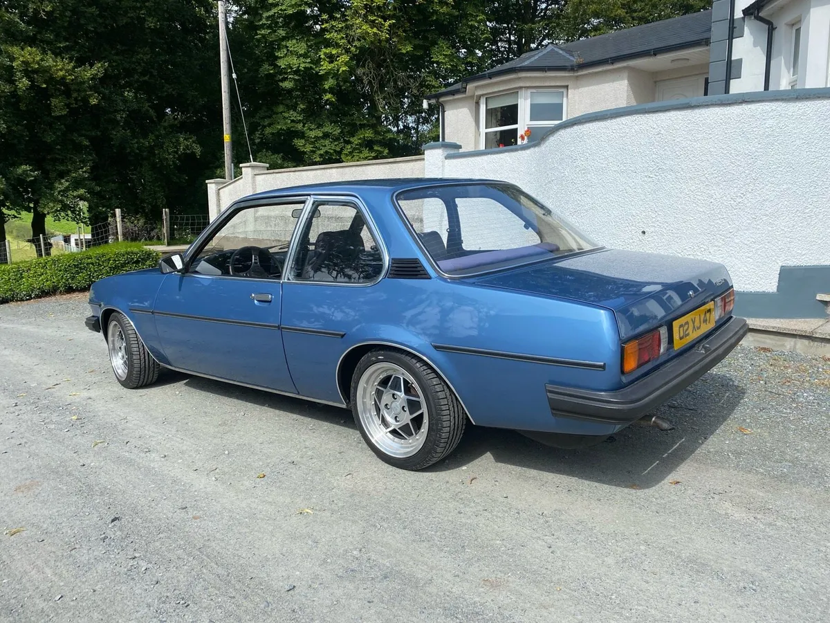 1979 ascona 2.0s rust free lhd import - Image 2