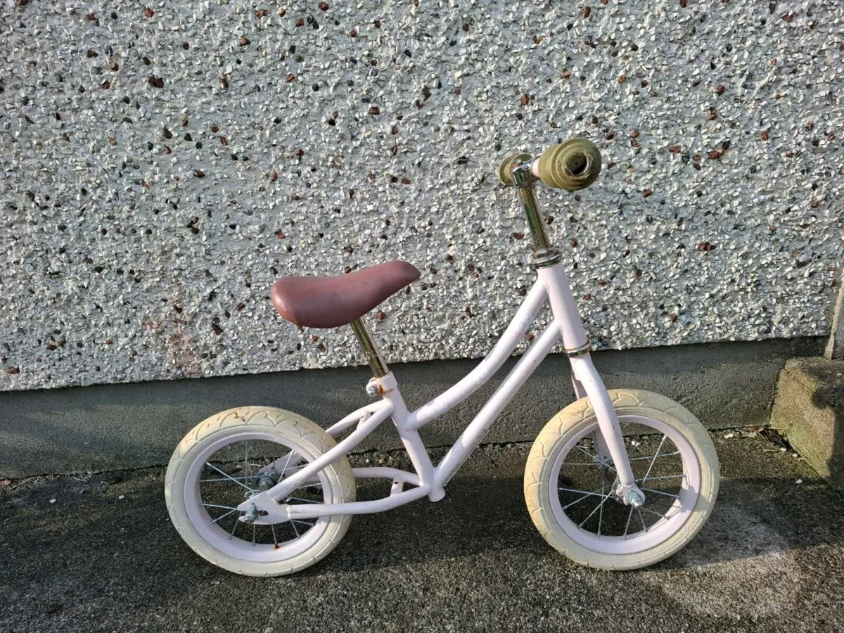 Balance Bike - Image 2