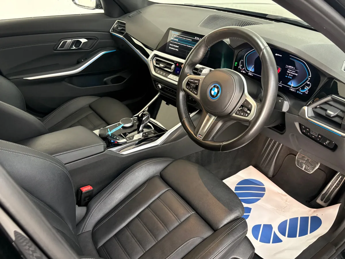 2022 BMW 330E M Sport M Performance - Image 3