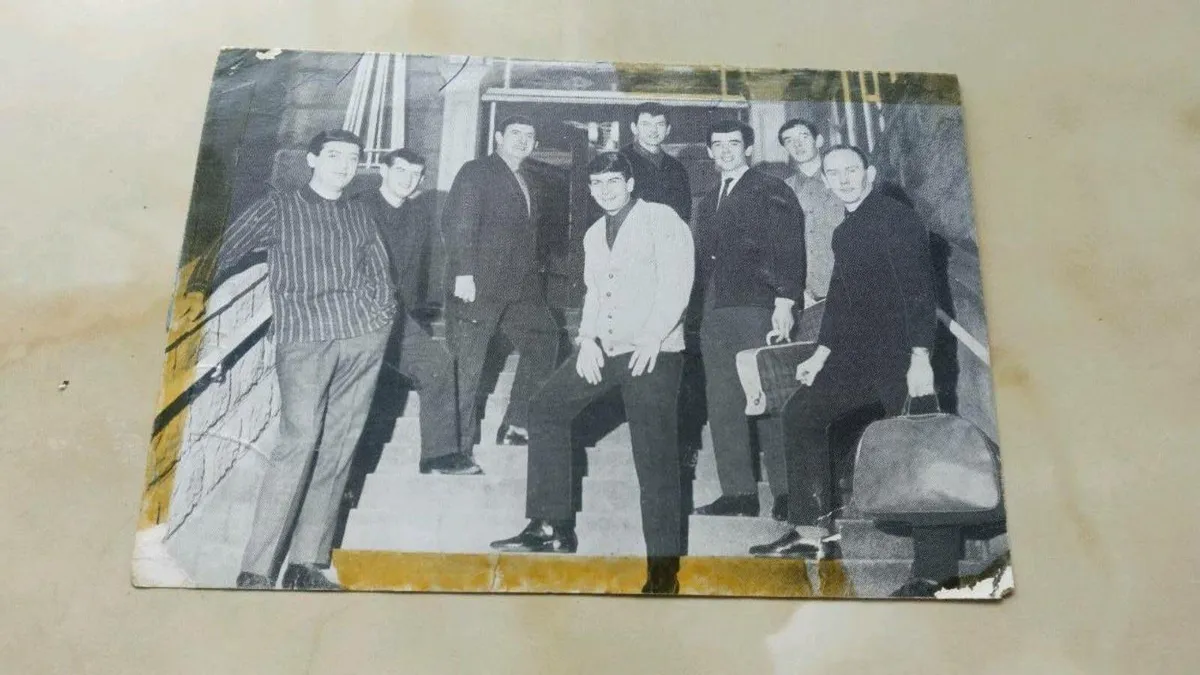 Donie Collins Band photo - Image 1