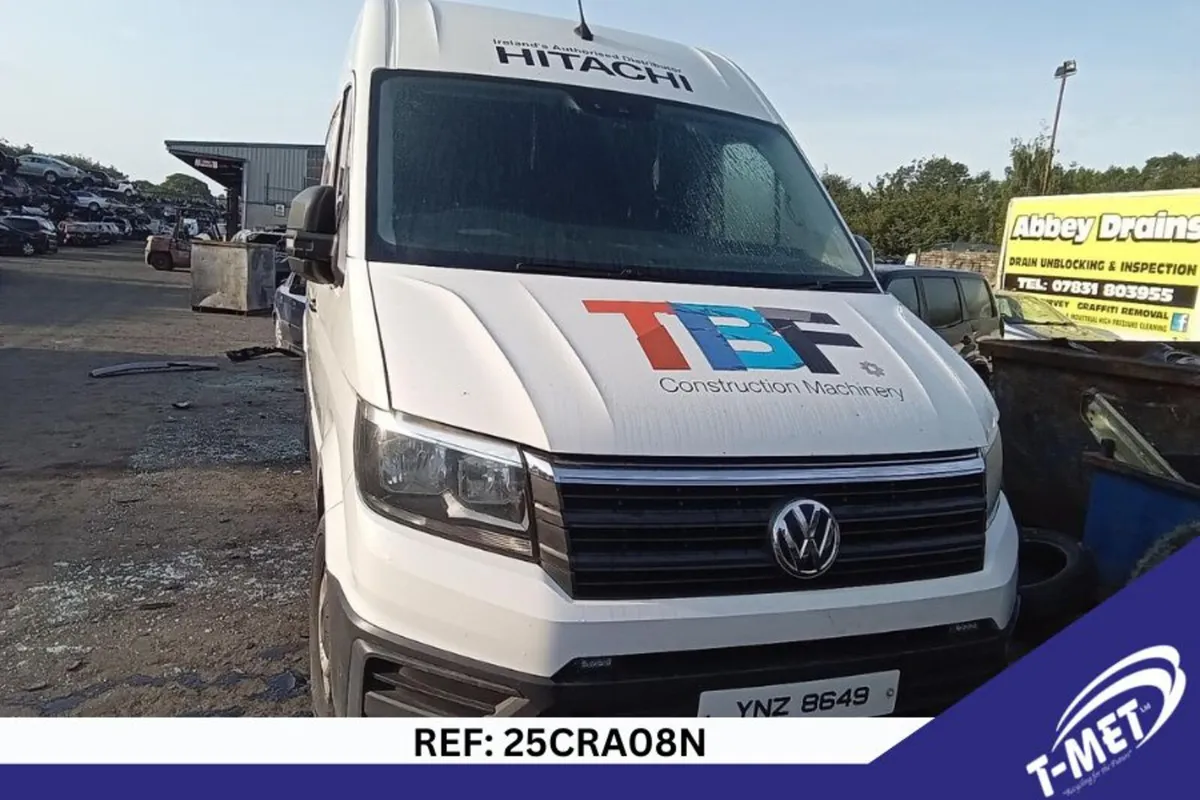 2018 VOLKSWAGEN CRAFTER BREAKING FOR PARTS - Image 2