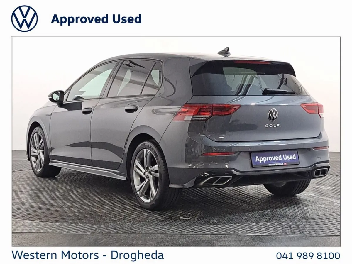 Volkswagen Golf 1.5 TSI 130HP R-line  massive Spe - Image 3