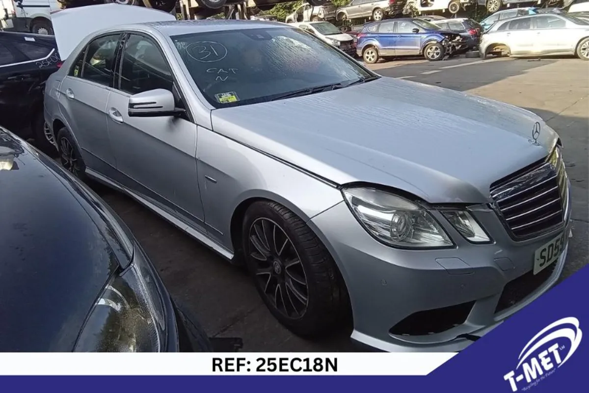 2009 MERCEDES E-CLASS BREAKING FOR PARTS - Image 3