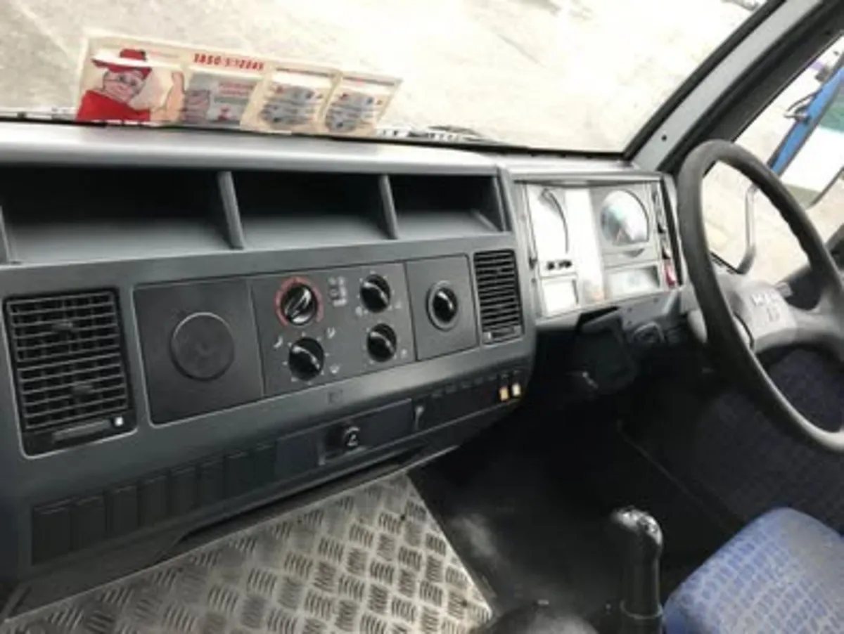 Man LE 220 Rigid Truck & Drag Trailer - Image 3