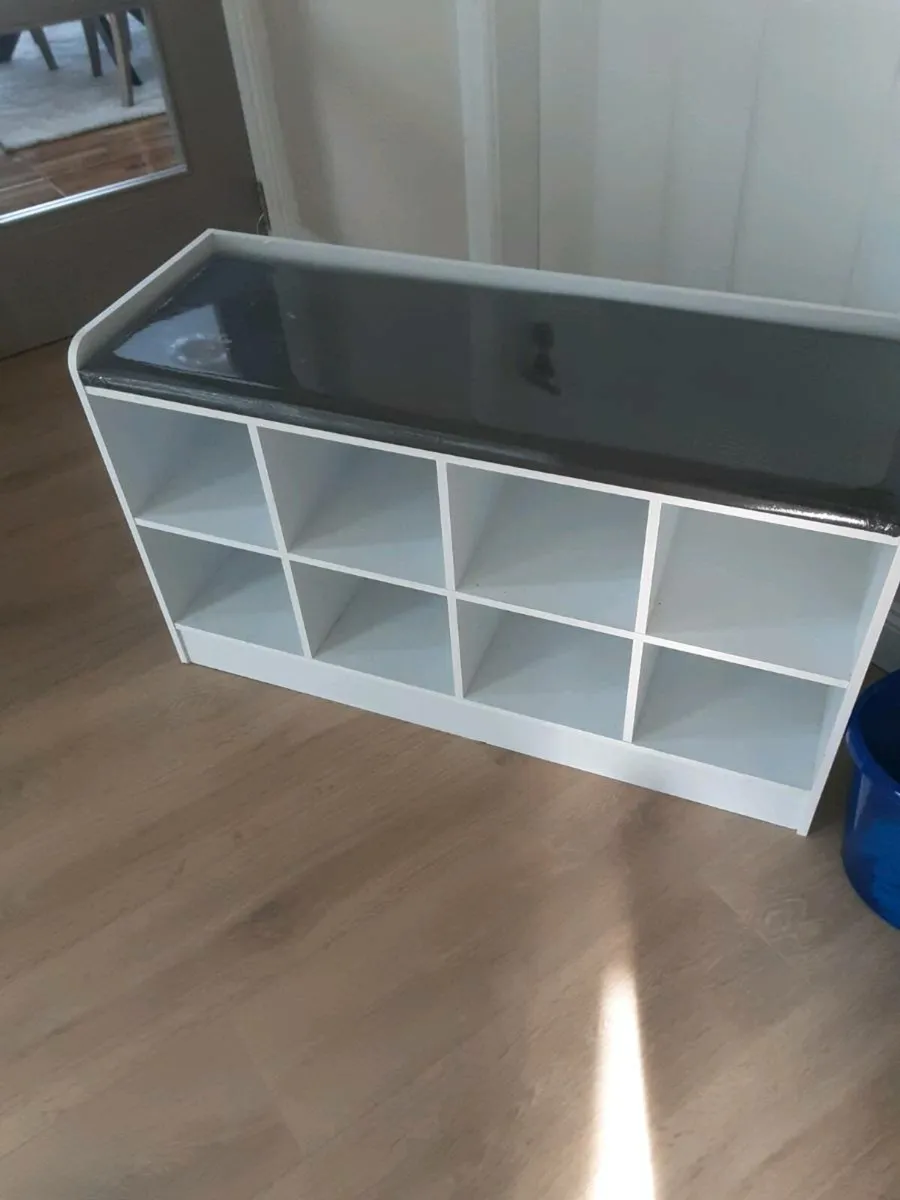 Shoes holder  and  seat