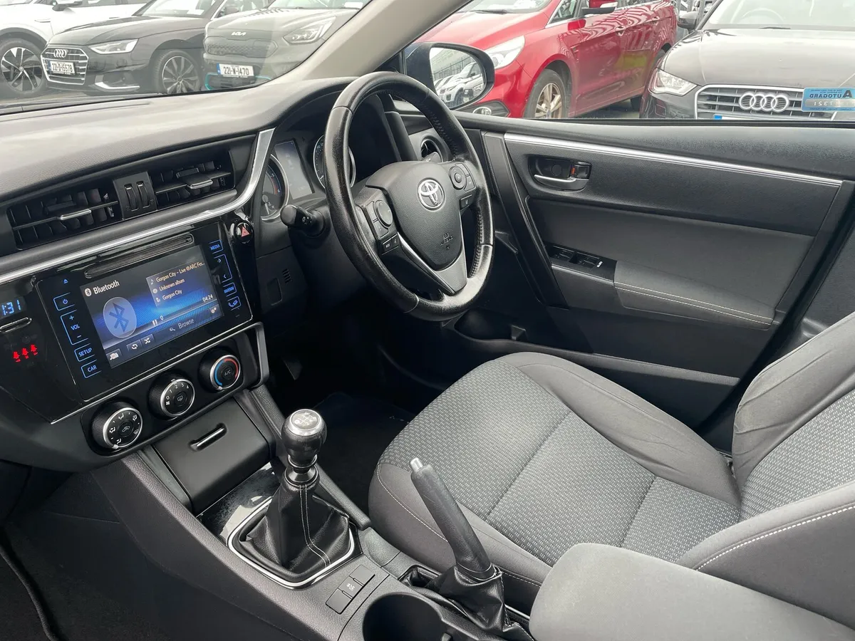 Toyota Corolla Luna 1.4 - Image 3