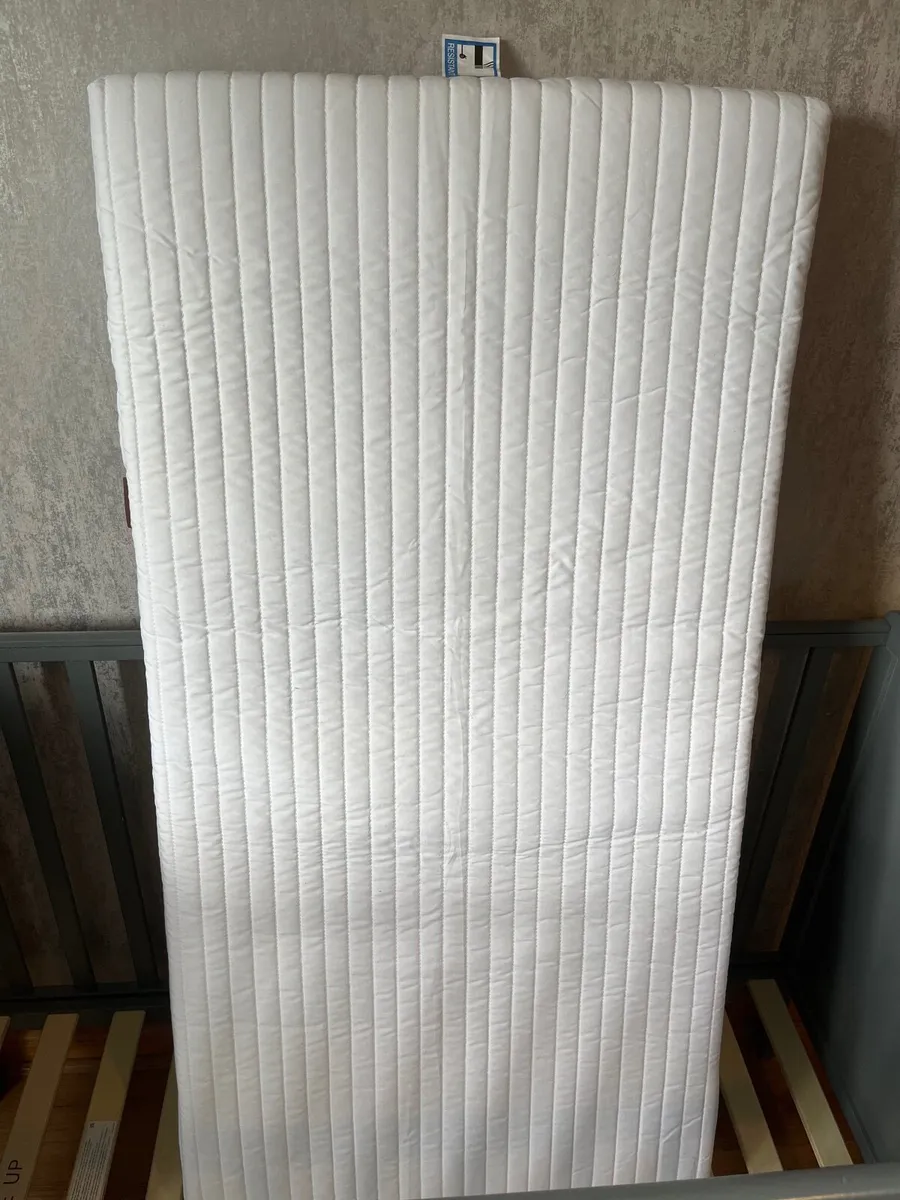 Baby cot - Image 2