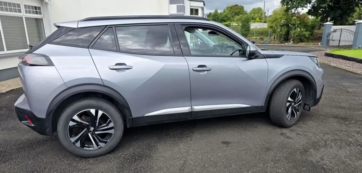 2021 Peugeot 2008 1.2 petrol puretec - Image 4