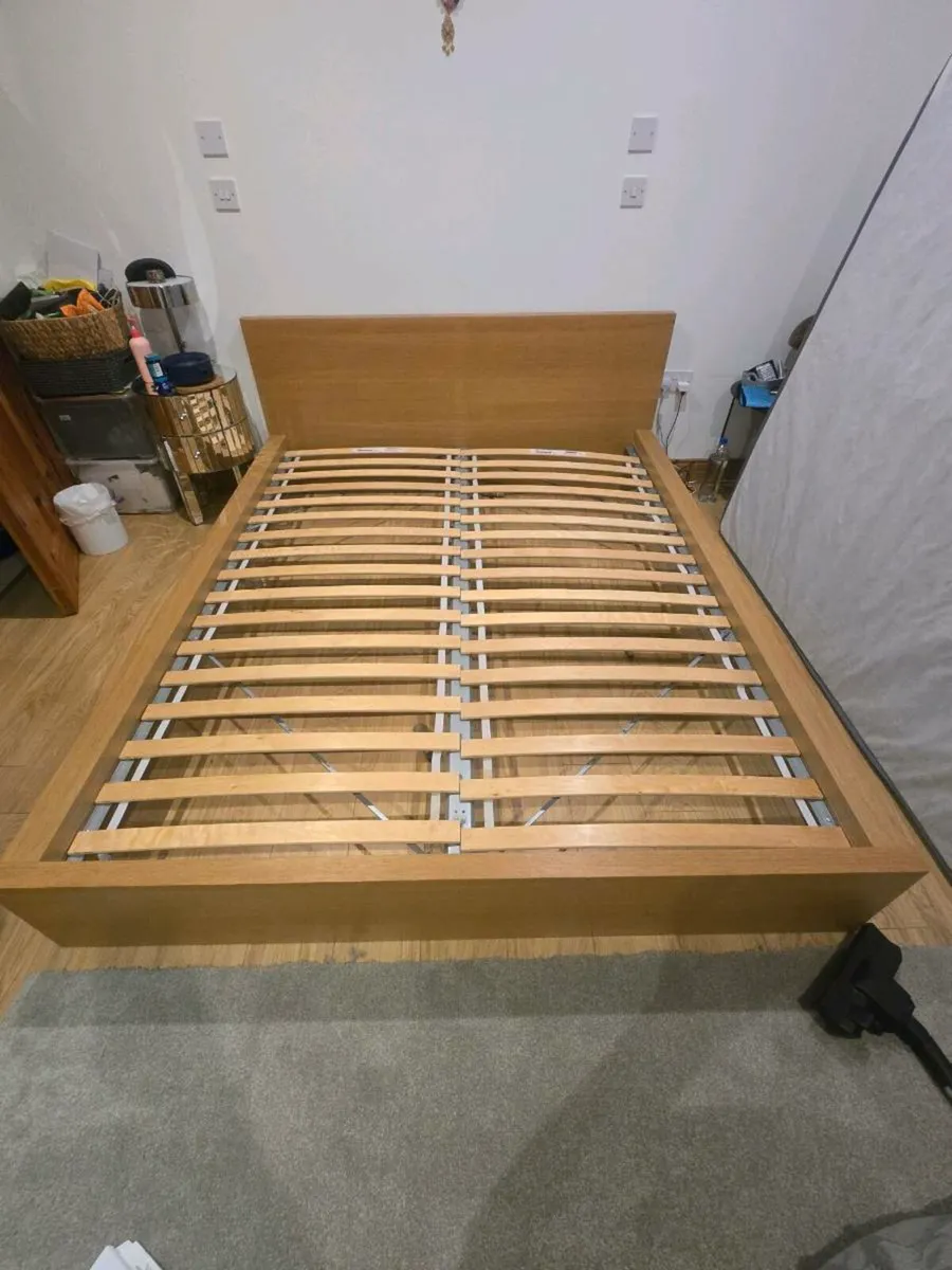 Bedframe and mattress - Image 3