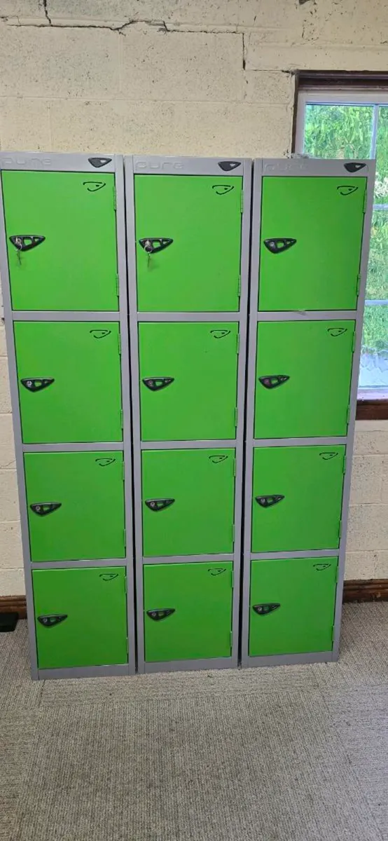 Clearance 4 door lockers door €155 each plus vat