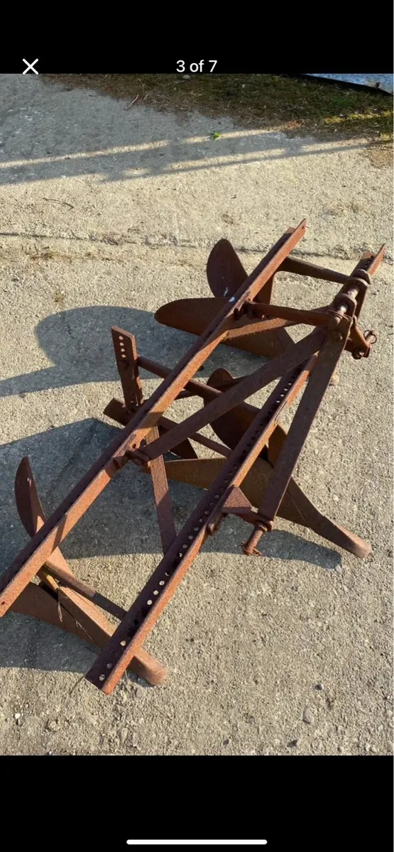 Hay/potatoe ridger - Image 1