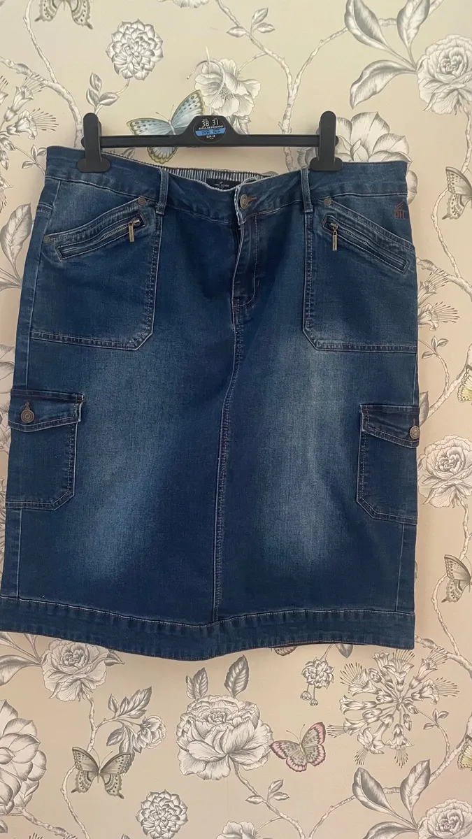 New denim skirt - Image 1
