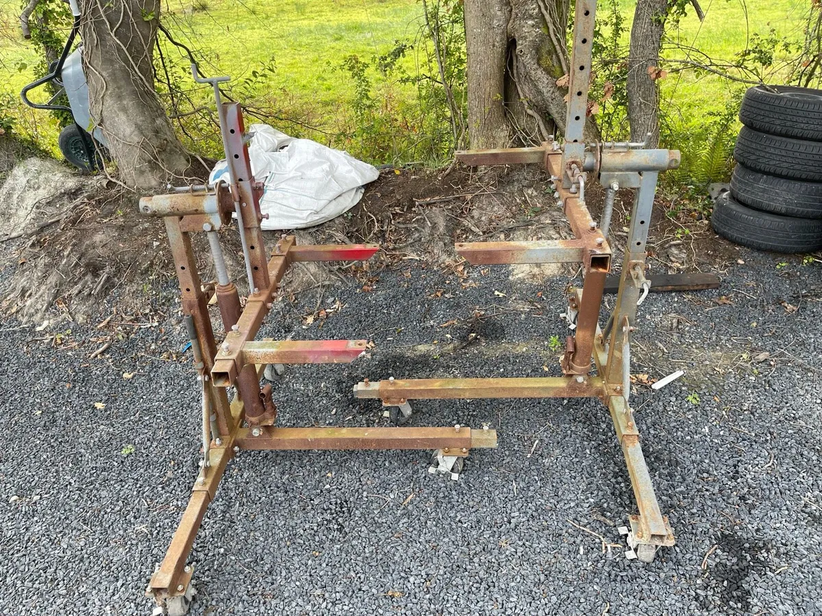 Sand blaster and car rotisserie - Image 4