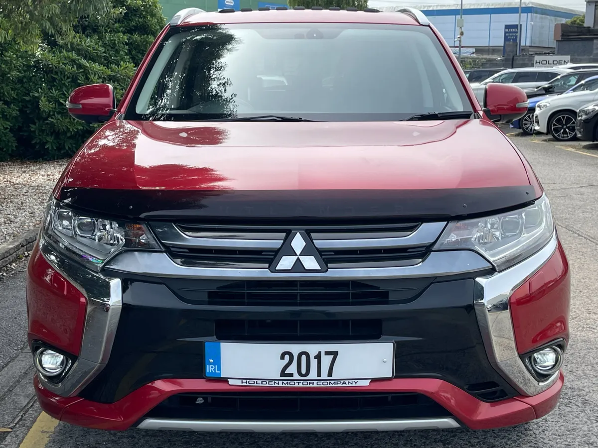 2017 Mitsubishi Outlander..SUNROOF..FULL HISTORY - Image 4
