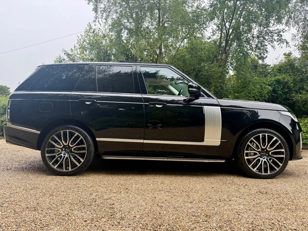 Land Rover Range Rover *Sale Agreed* WESTMINSTER P - Image 2