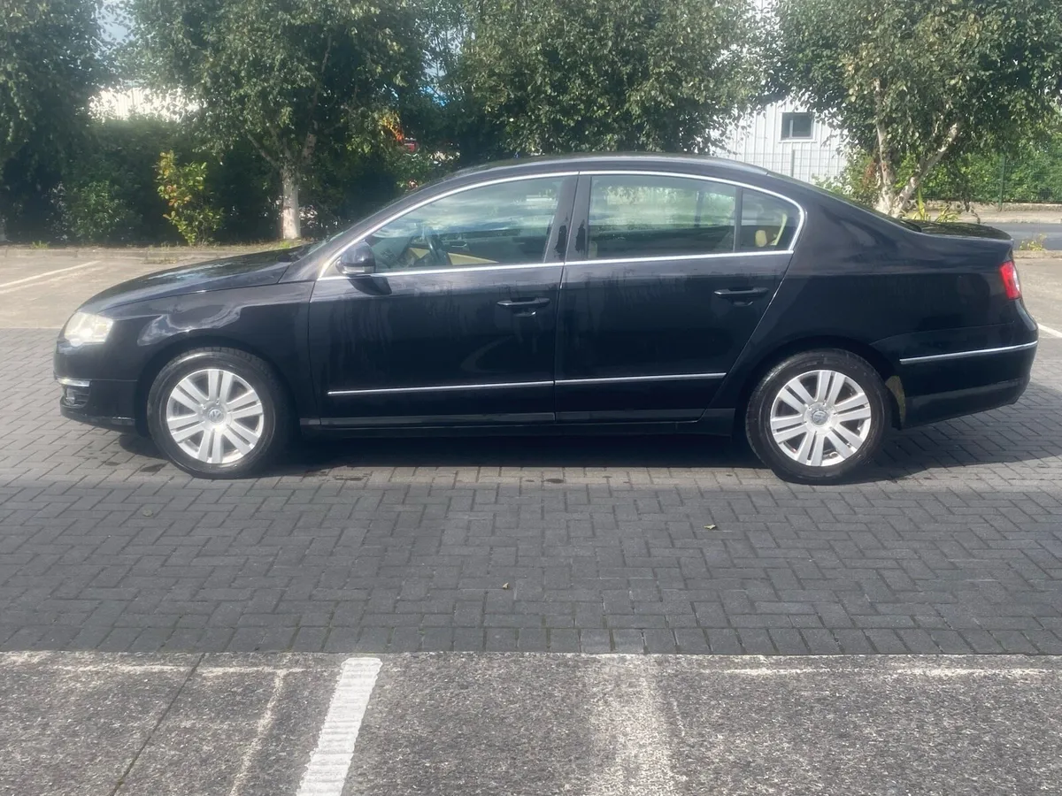 2008 Passat TDi, AUTOMATIC, 1 Previous Owner - Image 1