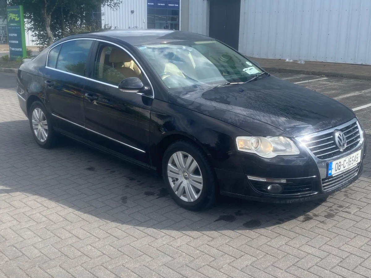 2008 Passat TDi, AUTOMATIC, 1 Previous Owner - Image 4