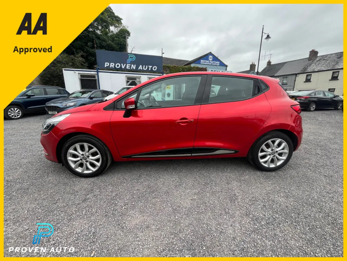 Renault Clio DYNAMIQUE NAV TCE - Image 4
