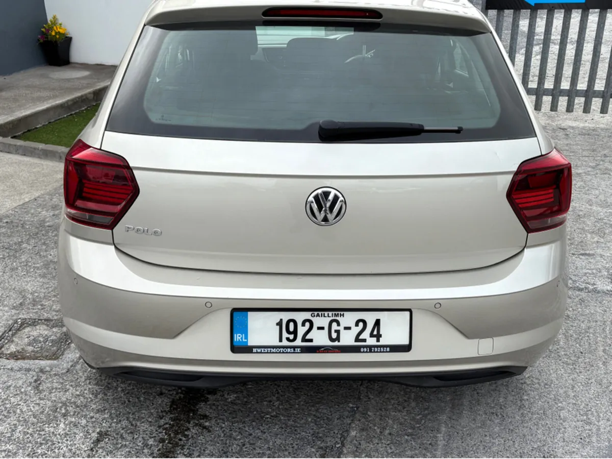 Volkswagen Polo CL 1.6 TDI MANUAL 5SPEED 80HP 5DR - Image 4