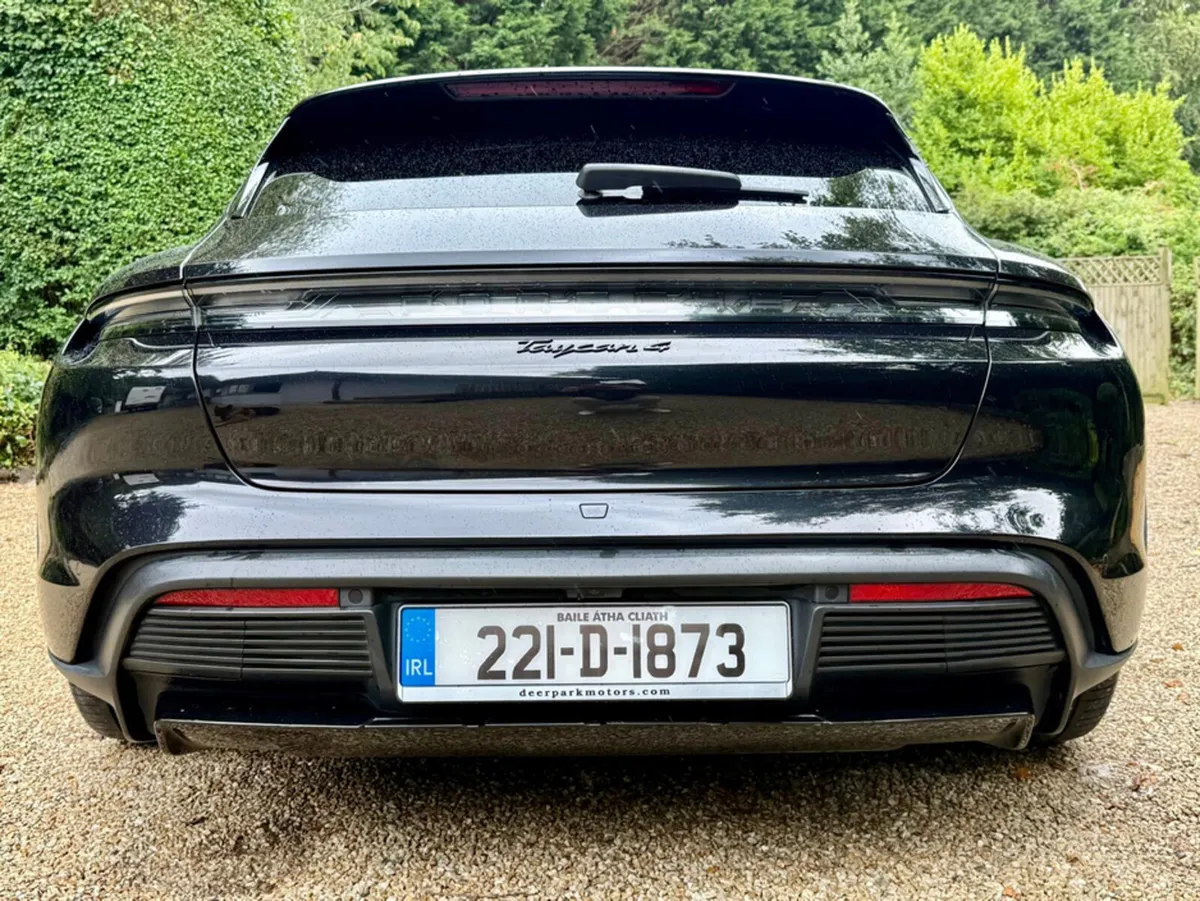Porsche Taycan 4 CROSS TURISMO *5 Seat…Huge Specif - Image 4