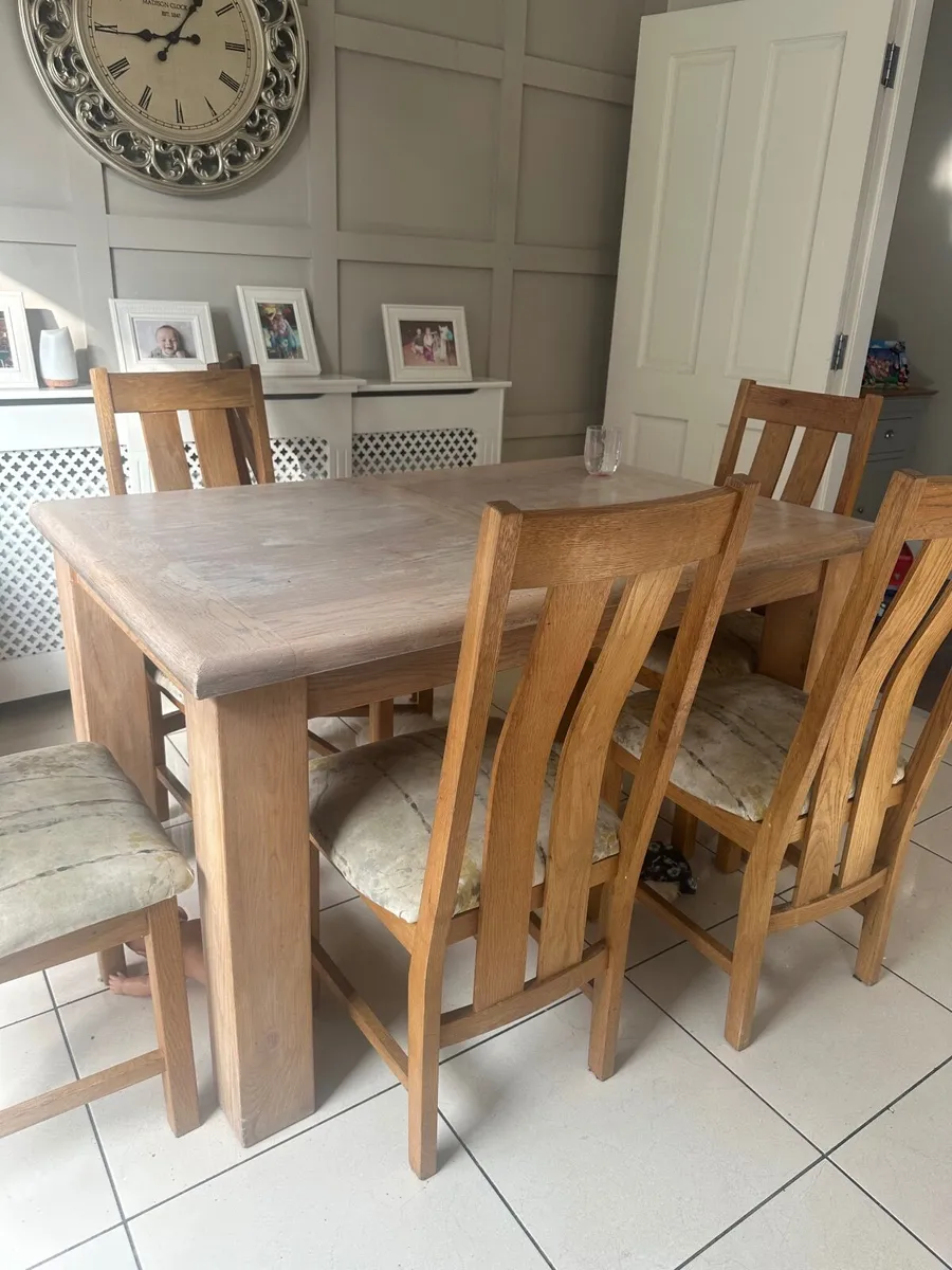 Dining table and chairs - Image 2