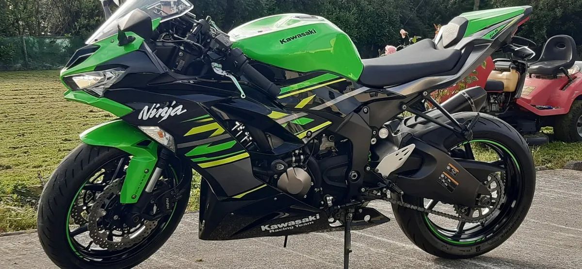 Kawasaki ZX636R - Image 2