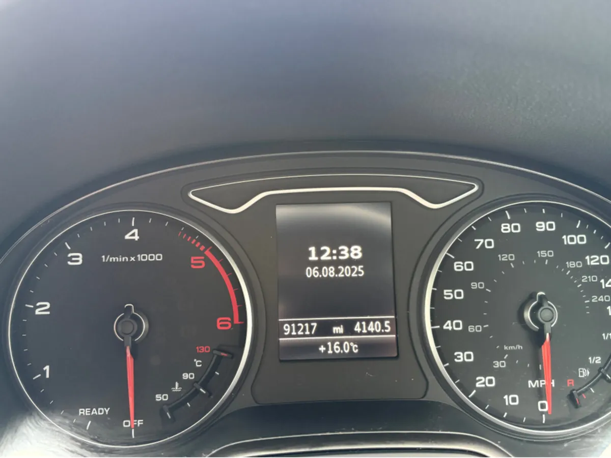 Audi A3 SE TECHNIK 30 TDI - Image 3