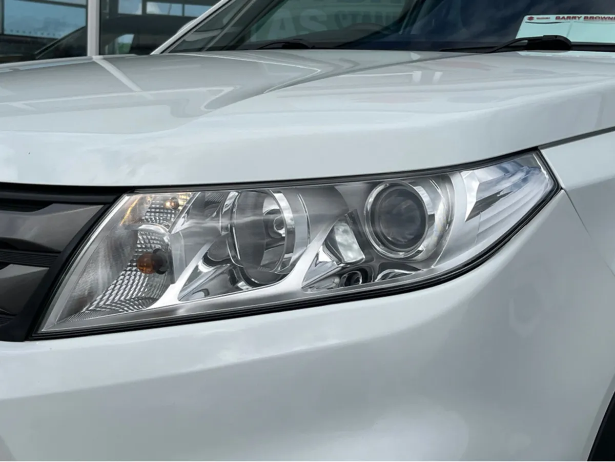 Suzuki Vitara GL+ DIESEL 5DR - Image 3